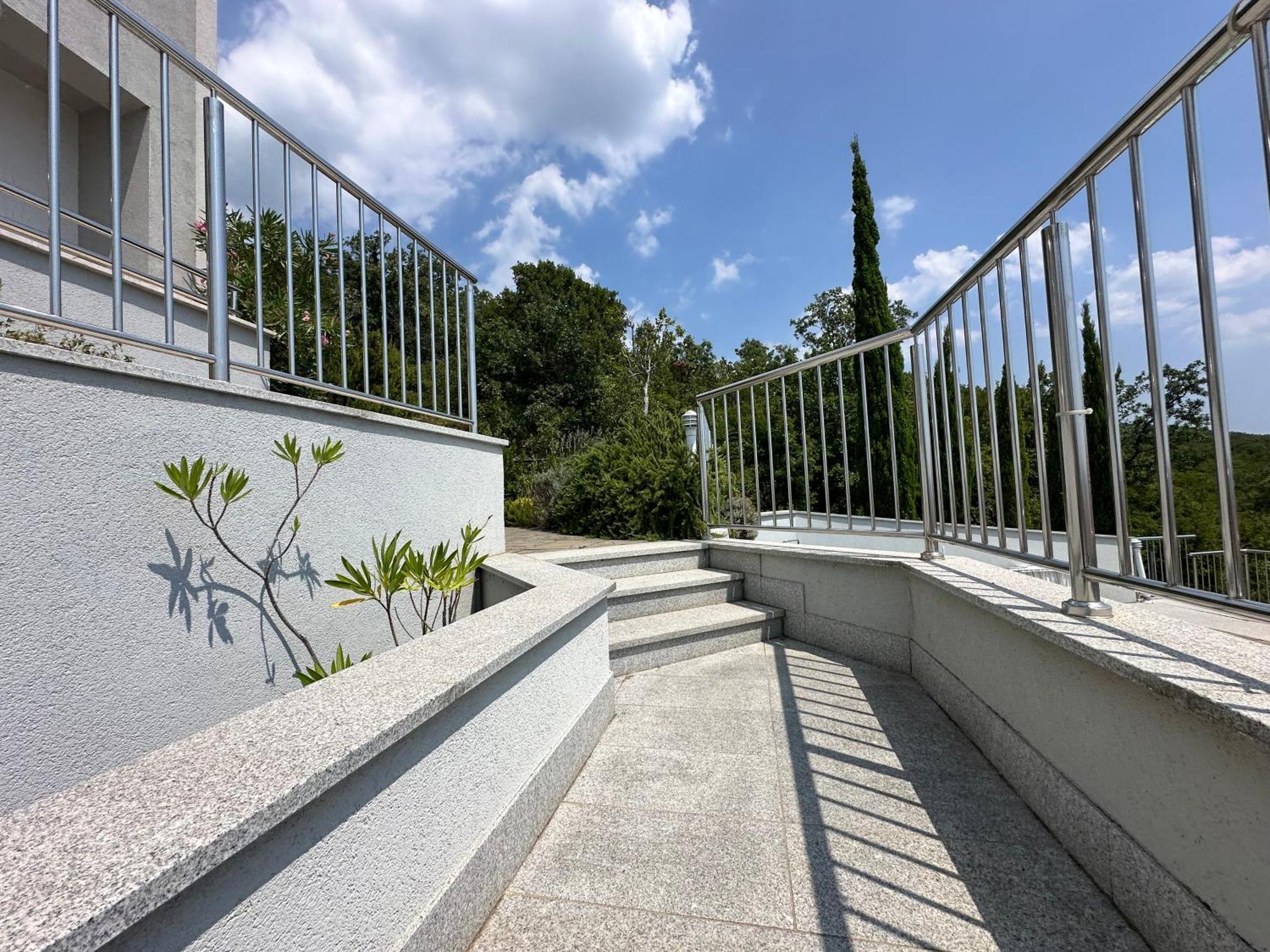 The View Apartment With Pool - Crikvenica Kültér fotó