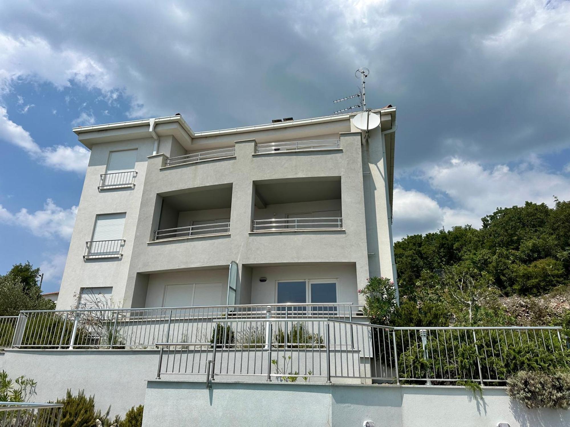 The View Apartment With Pool - Crikvenica Kültér fotó